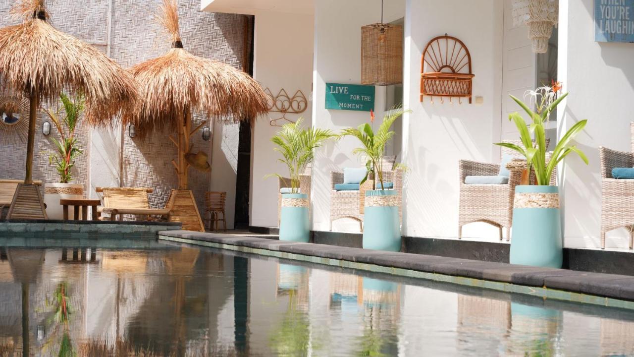 The White Bay Hotel กีลีตราวางัน ภายนอก รูปภาพ