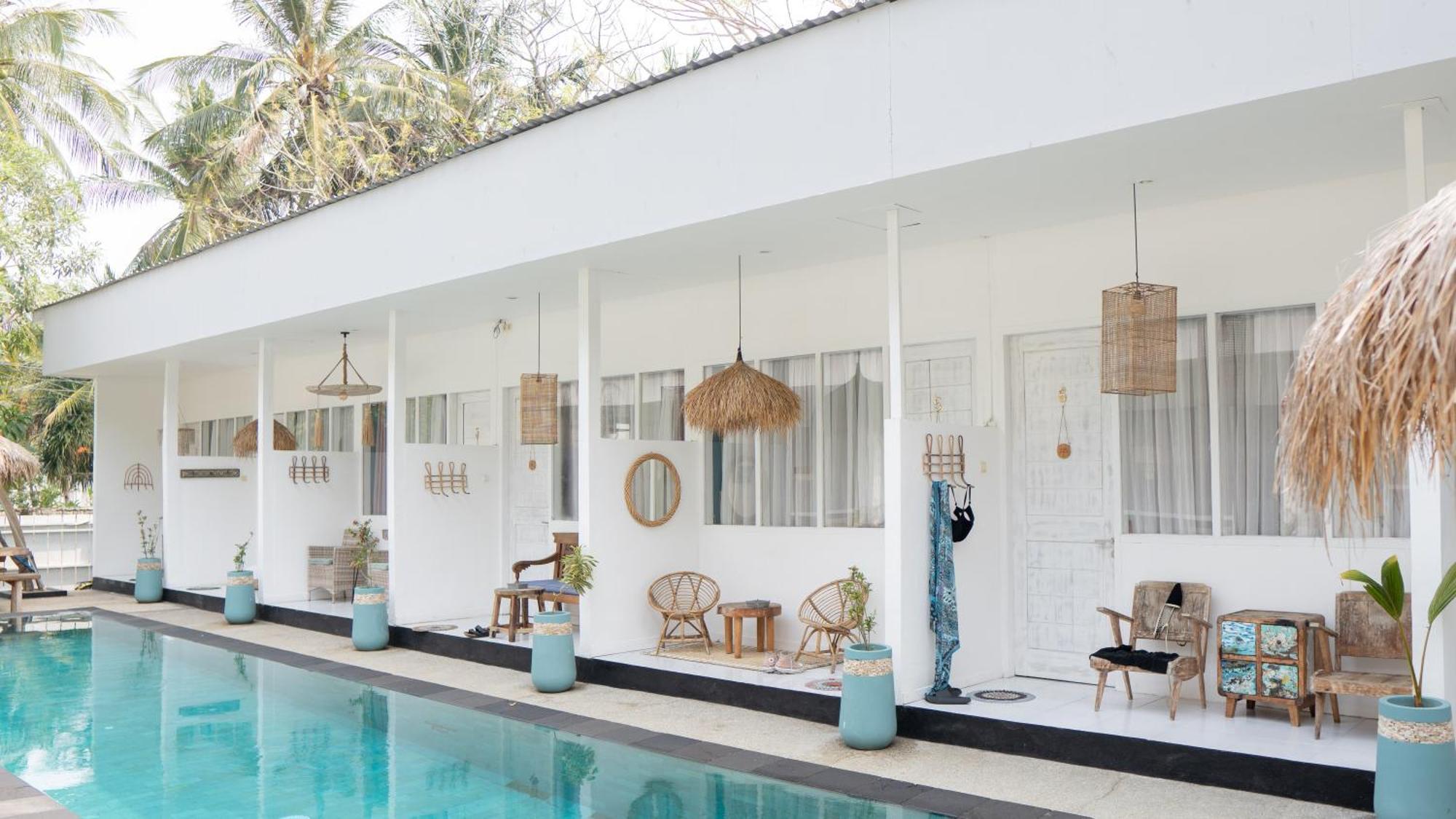 The White Bay Hotel กีลีตราวางัน ภายนอก รูปภาพ